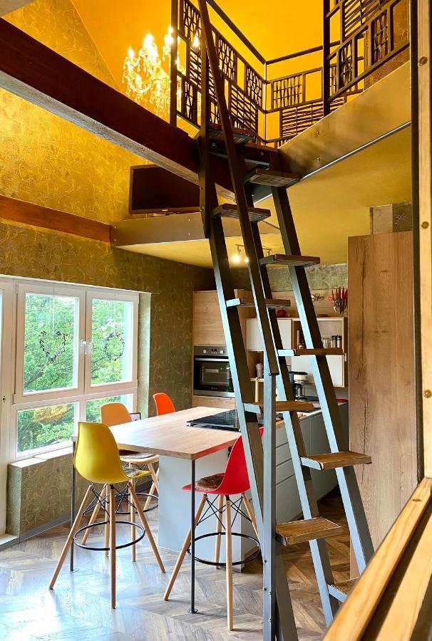 Hof Vierzehnender Im Hohen Venn - 70Qm Maisonette - 2 Schlafzimmer - Wohnkueche - Balkon Mit Grill - Monschau - Eifel - Hunde Willkommen - Islandpferde Buitenkant foto